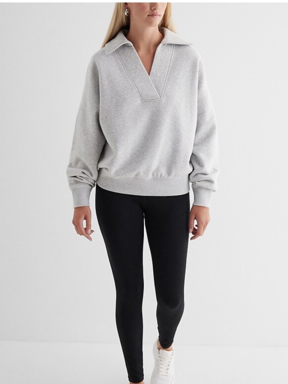 Express Relaxed V-Neck Fleece Polo Sweatshirt Size Women’s Small - Picture 2 of 9